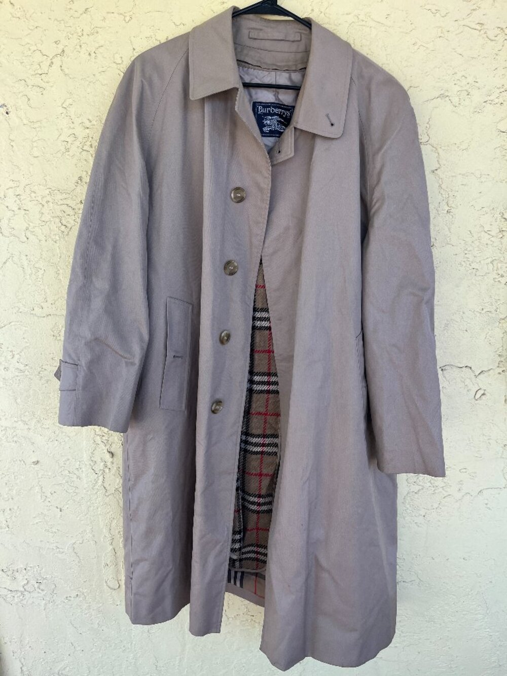 Vintage Burberry Trench Coat (~90’s - Buberrys’ Era)